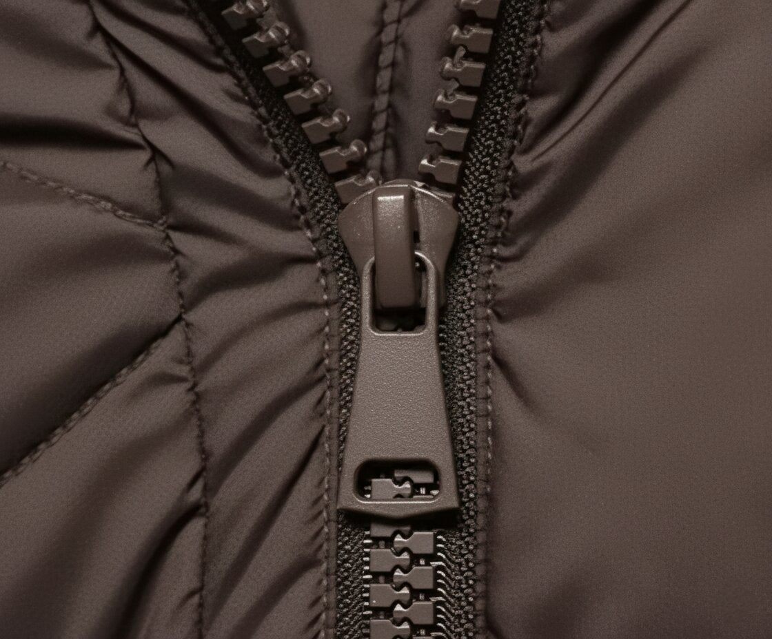 Pufferjacke mit Kapuze