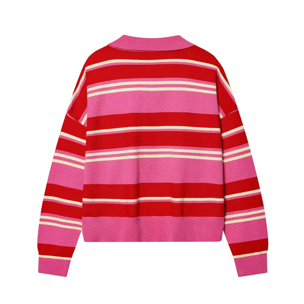 Gestreifter Strickpullover