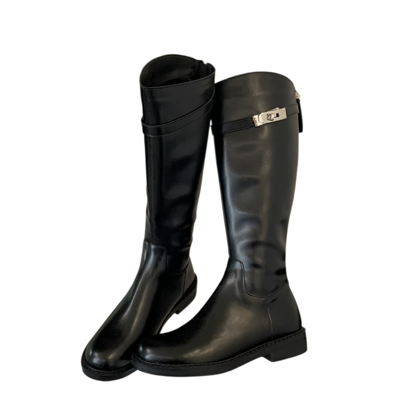 Stiefel mit Metallschnalle